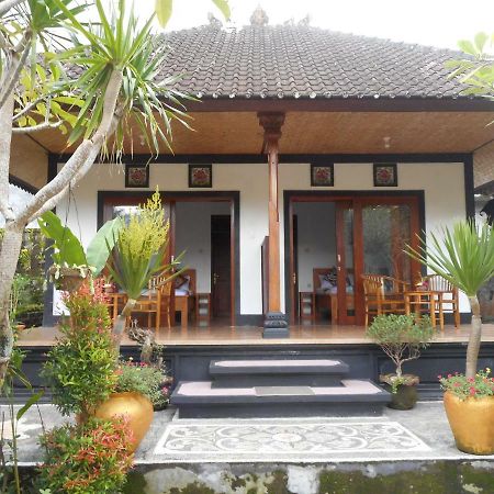 Milla Homestay 시데멘 외부 사진